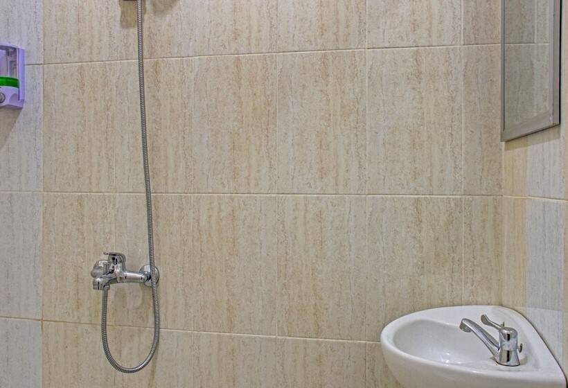 Номер Стандарт, Oyo 3841 Wisma 25
