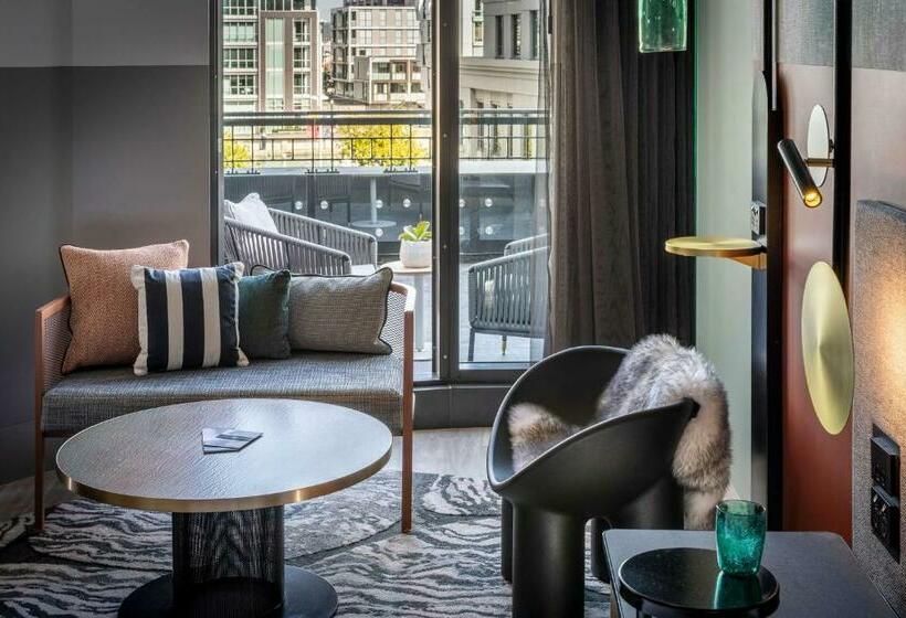 اتاق اجرایی, Qt Auckland