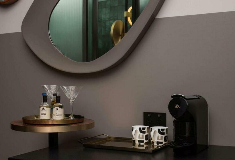 اتاق استاندارد با تخت بزرگ, Qt Auckland