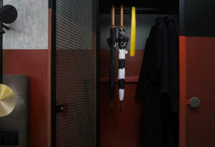 اتاق استاندارد با تخت بزرگ, Qt Auckland