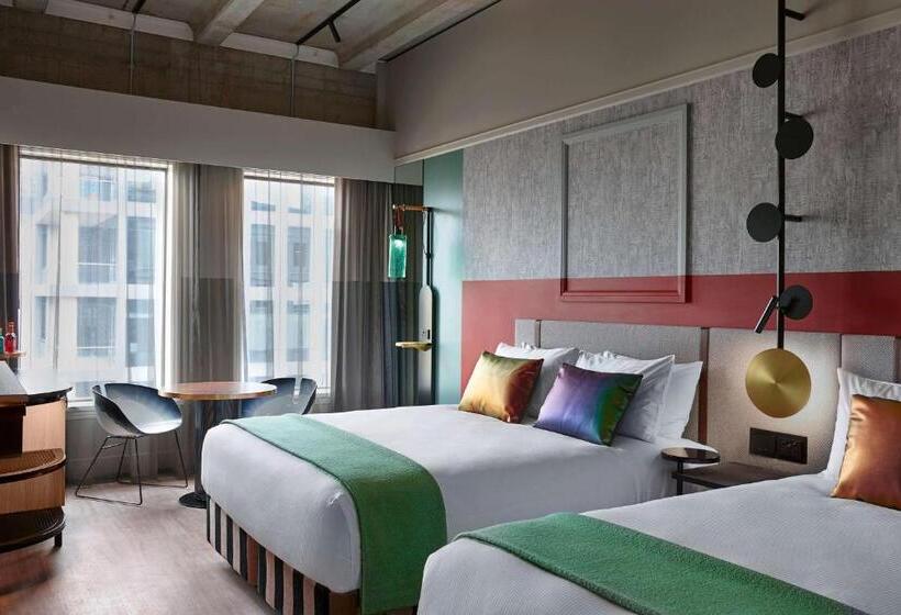 اتاق لوکس, Qt Auckland