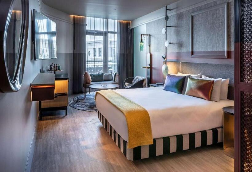 اتاق اجرایی, Qt Auckland