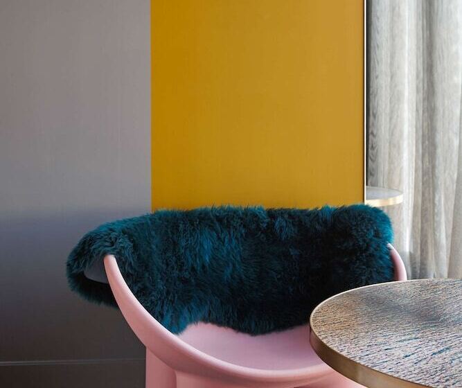 اتاق لوکس با تخت بزرگ, Qt Auckland