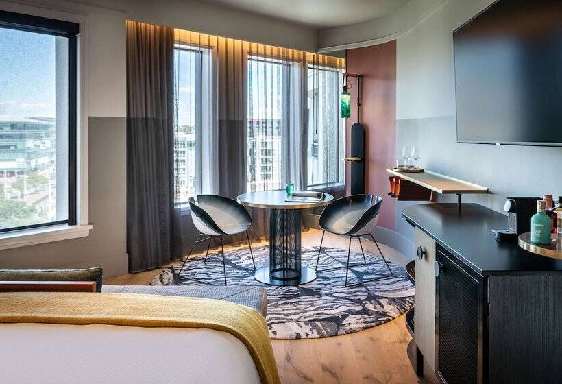 سوییت جونیور, Qt Auckland