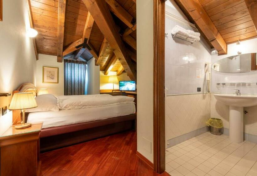 スタンダードルーム, Roma