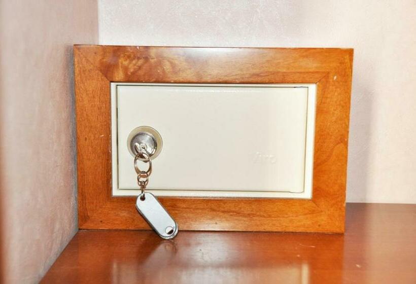 スタンダードルーム, Roma