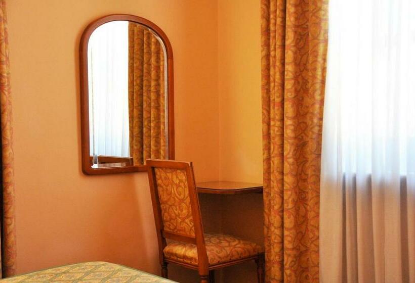 スタンダードルーム, Roma