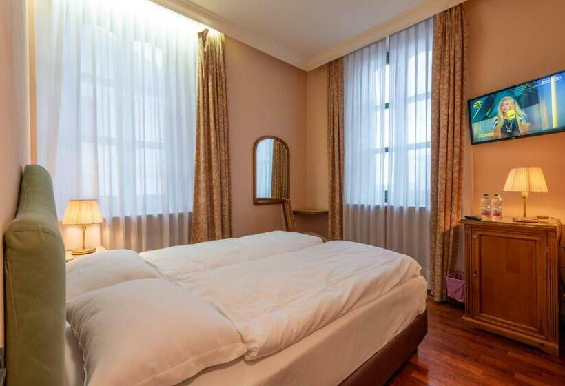 スタンダードルーム, Roma