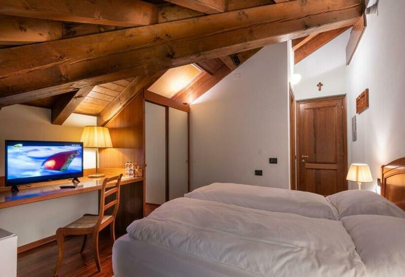 スタンダードルーム, Roma