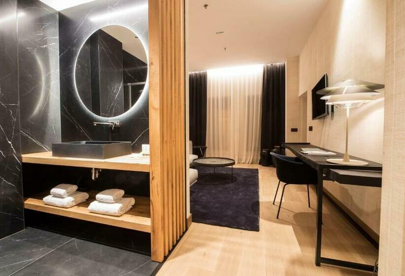 סוויטה, Zenit Convento San Martin