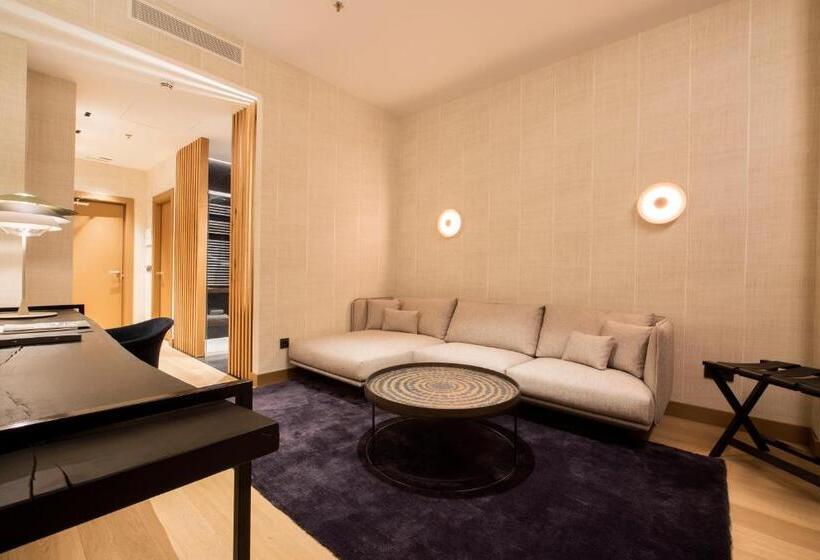 סוויטה, Zenit Convento San Martin