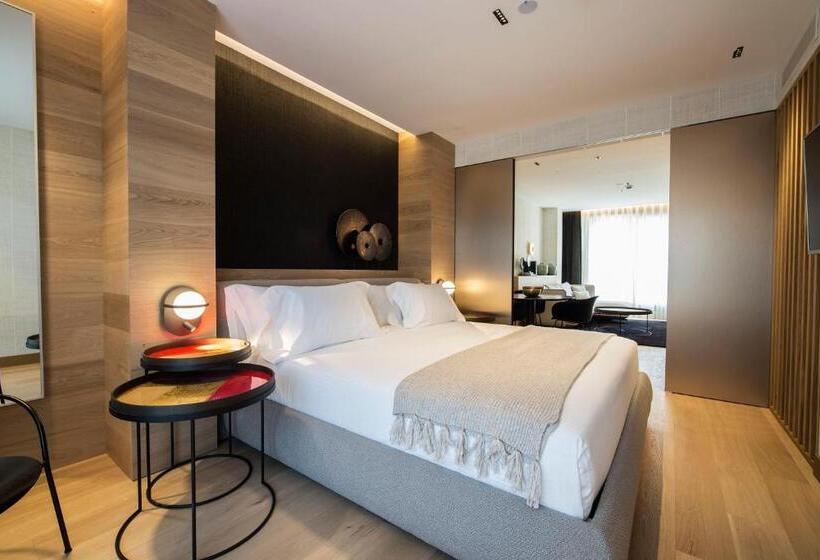 סוויטה, Zenit Convento San Martin