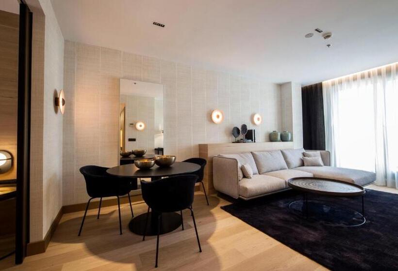 סוויטה, Zenit Convento San Martin