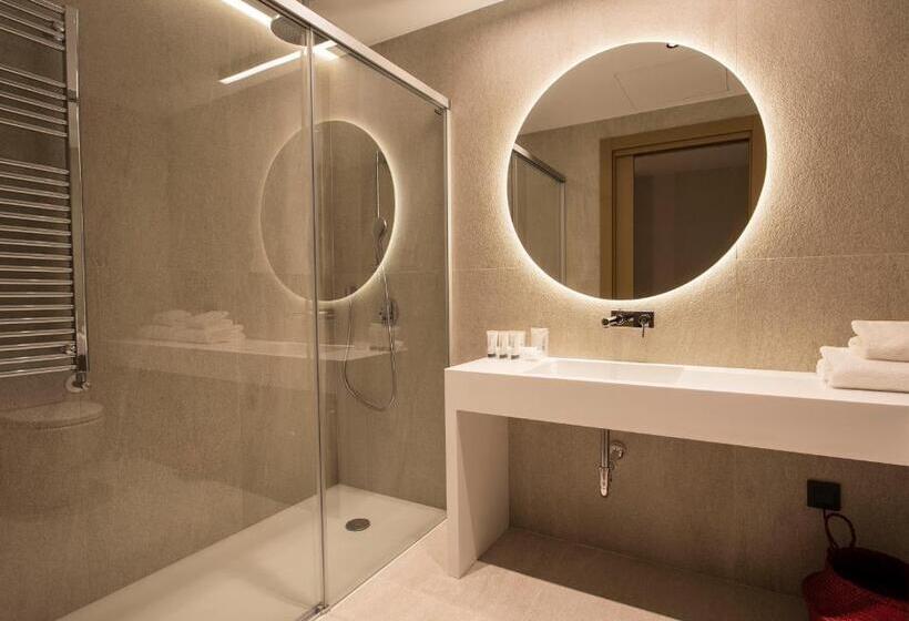 חדר בסיסי, Zenit Convento San Martin