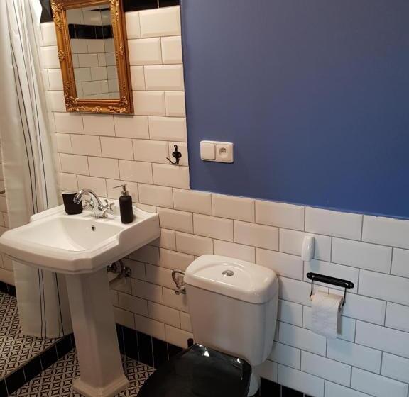 جناح مطلّ علي الحديقة, Vila Janáčkova   1st Republic Villa