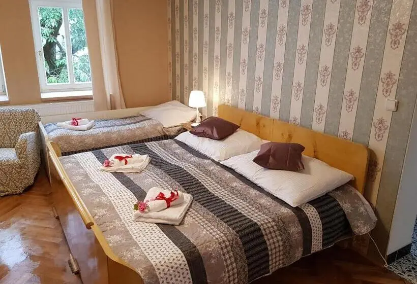 スイート, Vila Janáčkova 1st Republic Villa