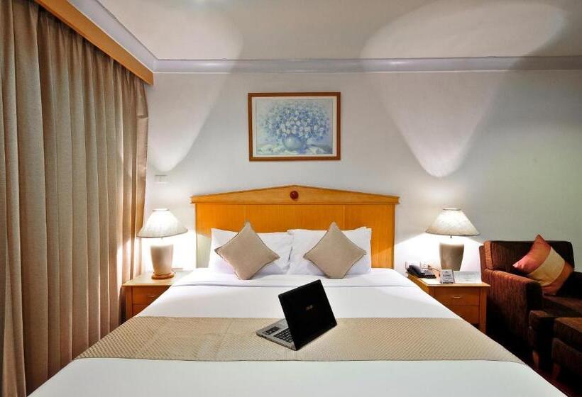 スーペリアールーム, Admiral Suites Bangkok
