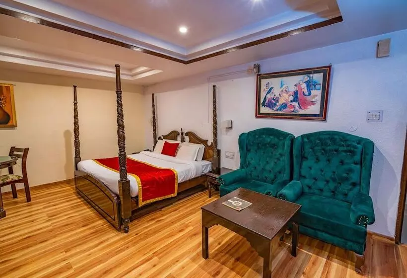 اتاق لوکس, Ashiana Clarks Inn Shimla