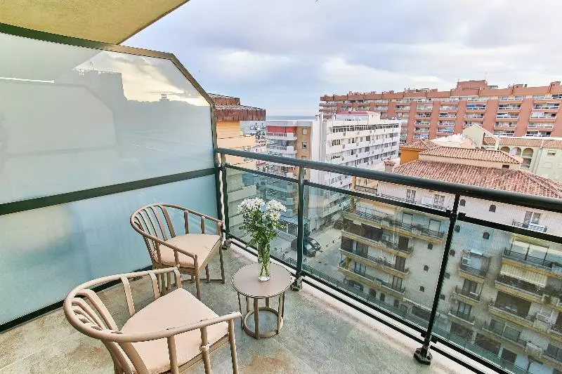 اتاق لوکس, Bristol Brasil 500 Curitiba Batel