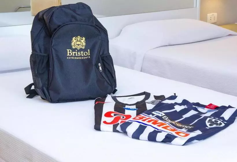 اتاق لوکس, Bristol Brasil 500 Curitiba Batel