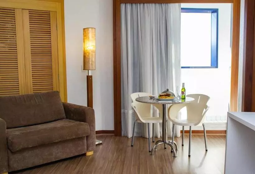 اتاق لوکس, Bristol Brasil 500 Curitiba Batel