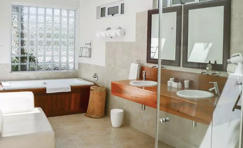 スーペリアールーム, Camps Bay Retreat
