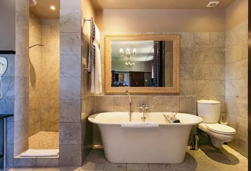 スイート, Camps Bay Retreat