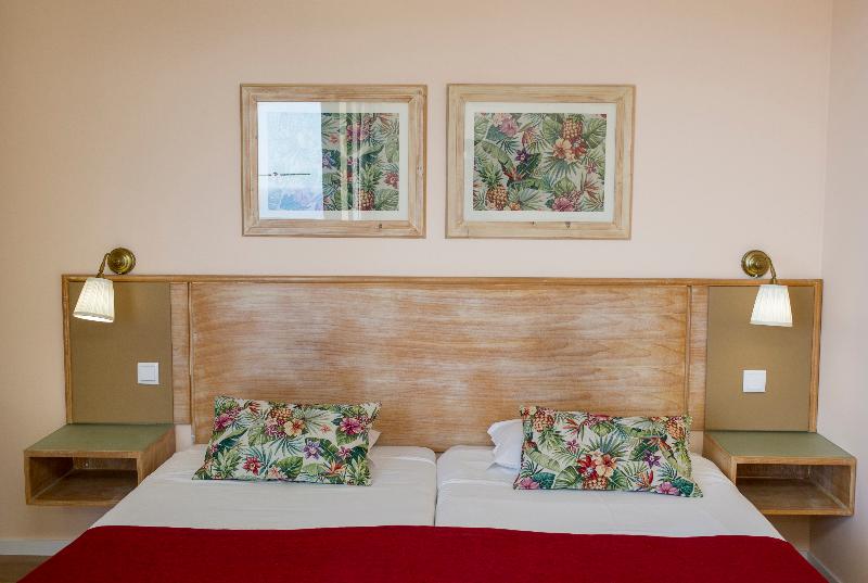 استودیوی استاندارد, Dorisol Buganvilia Studio