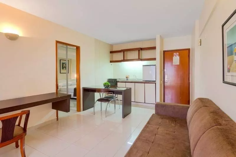 اتاق لوکس سه تخته, Golden Tulip Goiania Address