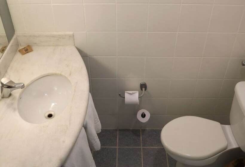 اتاق استاندارد, Ibis Salvador Rio Vermelho