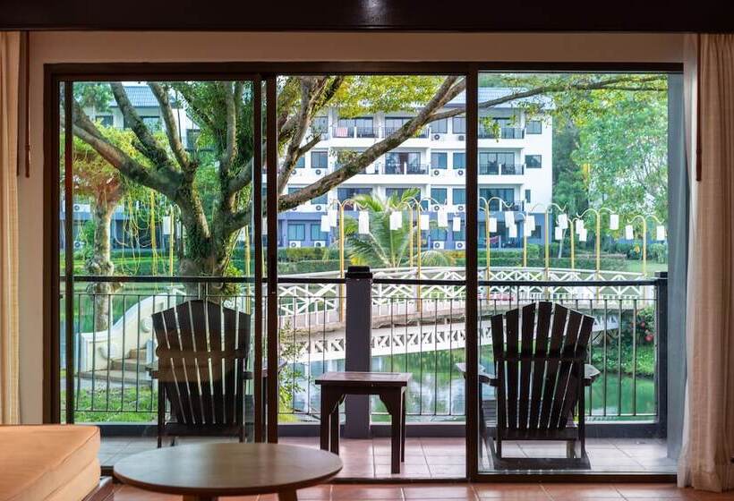 Quarto Familiar Deluxe, Khaolak Emerald Beach Resort And Spa