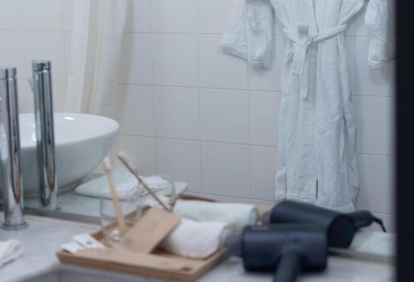 غرفة برستيج, Mercure Tokyo Ginza