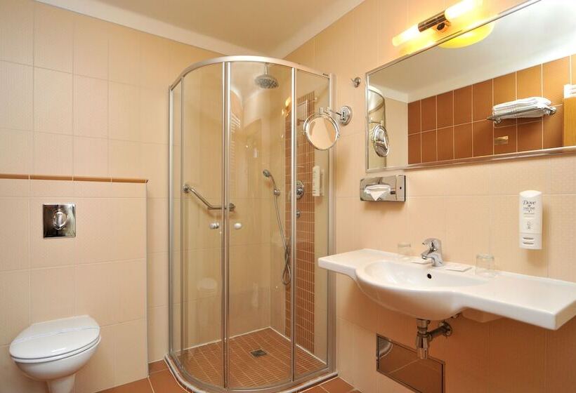 اتاق استاندارد, Metamorphis