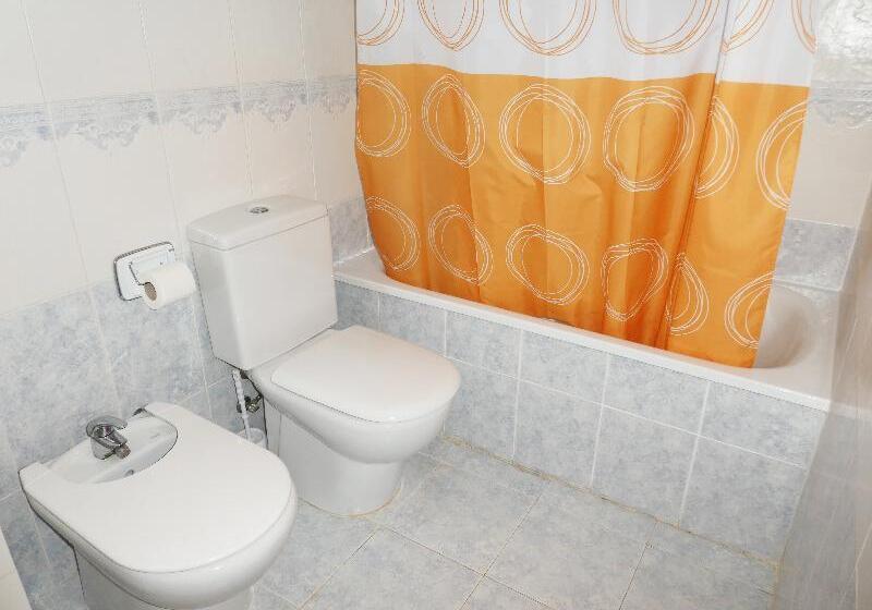 اتاق استاندارد یک نفره, Metamorphis