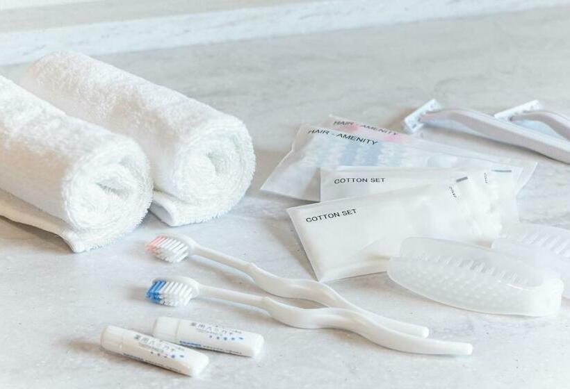 高级三人间, Namba Oriental