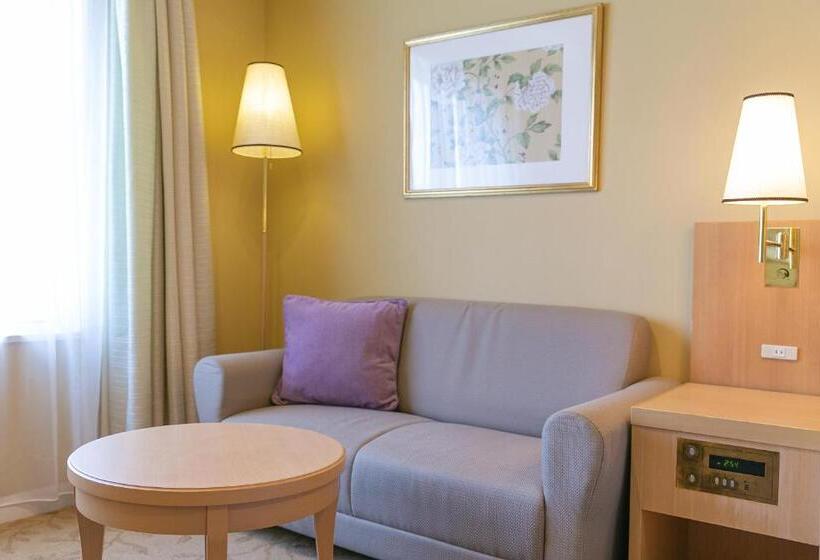 标准间, Namba Oriental