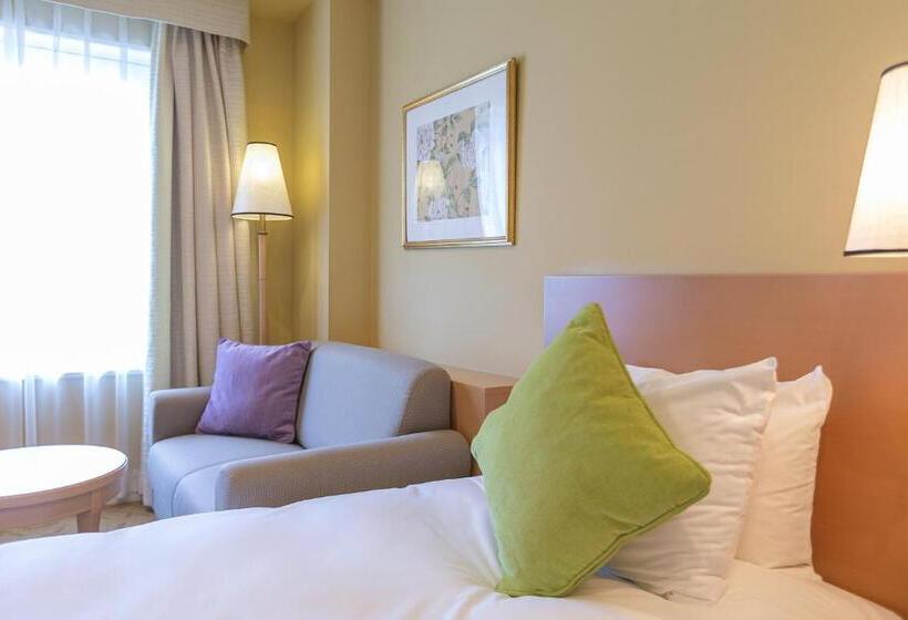 标准间, Namba Oriental