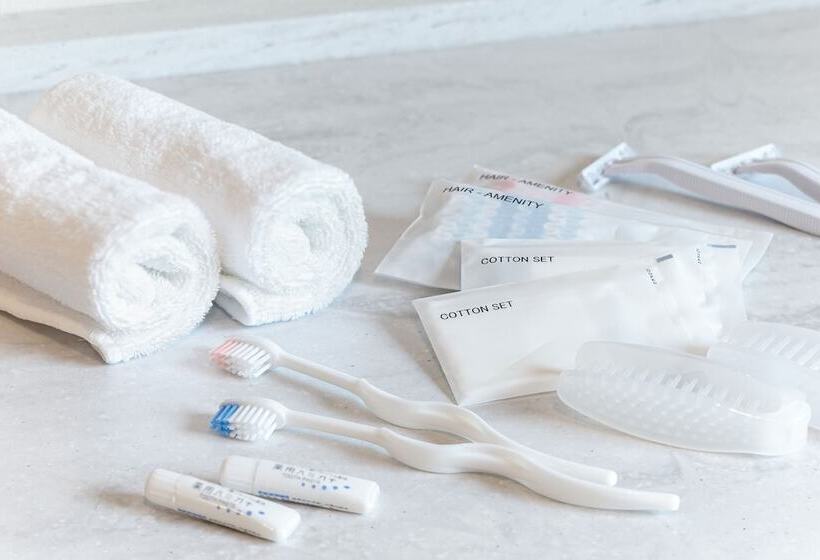 豪华三人间, Namba Oriental