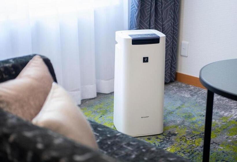 اتاق لوکس, Nikko Kumamoto