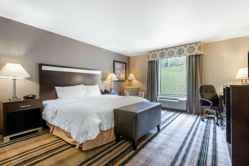 اتاق لوکس, Nikko Kumamoto