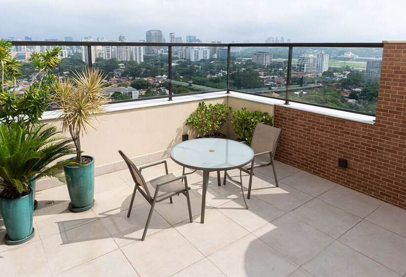 اتاق کلاس بیزنس, Quality Faria Lima