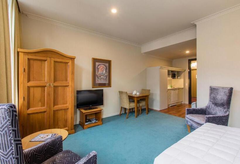 标准工作室, Quest Wellington