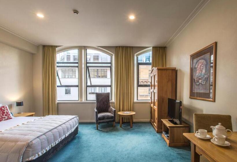 Студия Стандарт, Quest Wellington