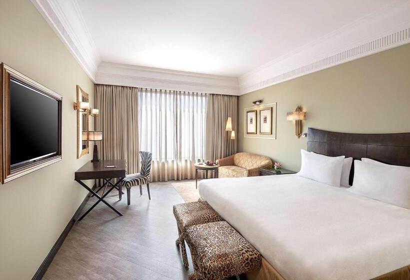 Номер бизнес-класса, Radisson Blu Mbd Hotel Noida