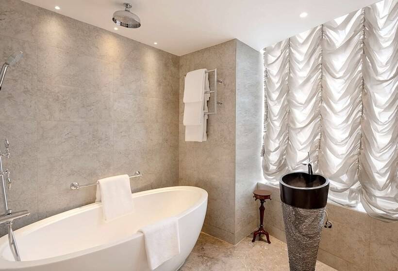 Люкс, Radisson Blu Mbd Hotel Noida