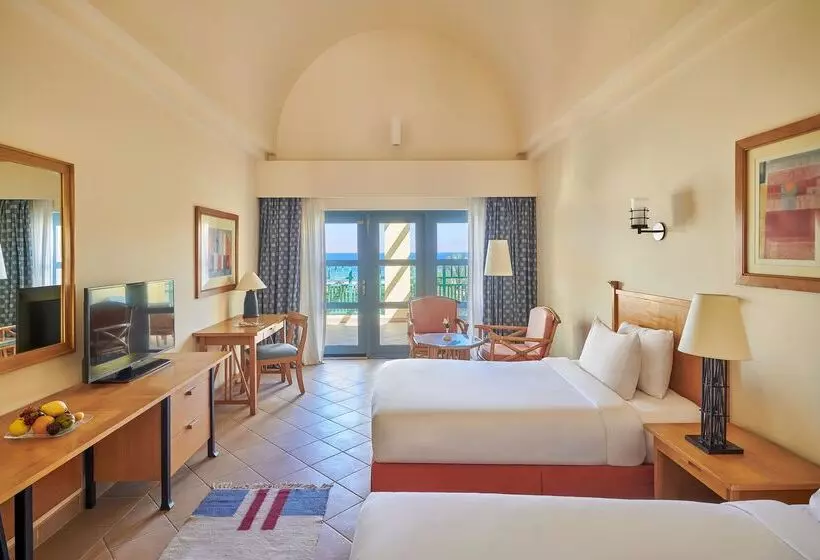 اتاق استاندارد با چشم‌انداز دریا, Strand Beach Resort