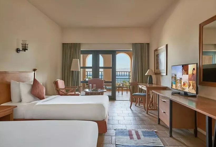 اتاق استاندارد با چشم‌انداز دریا, Strand Beach Resort