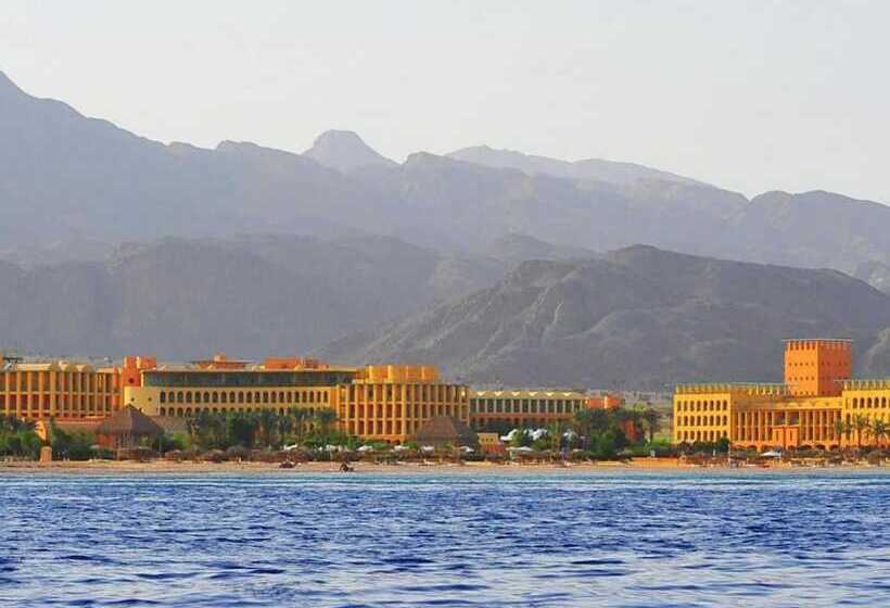 اتاق استاندارد با تخت بزرگ, Strand Beach Resort