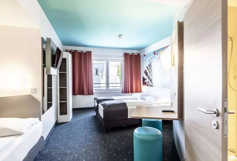 اتاق استاندارد با تخت بزرگ, Strand Beach Resort