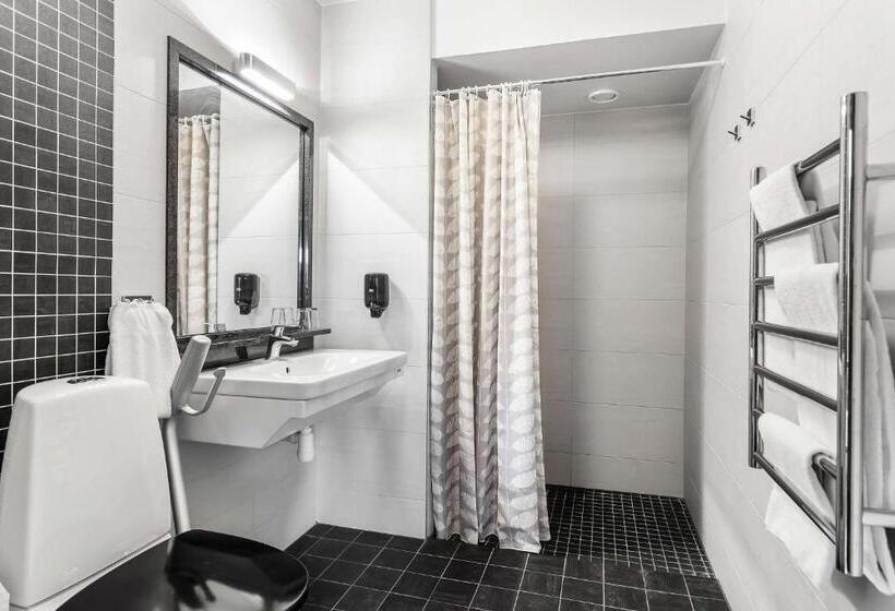 带大床的标准间, Best Western Hotel 23
